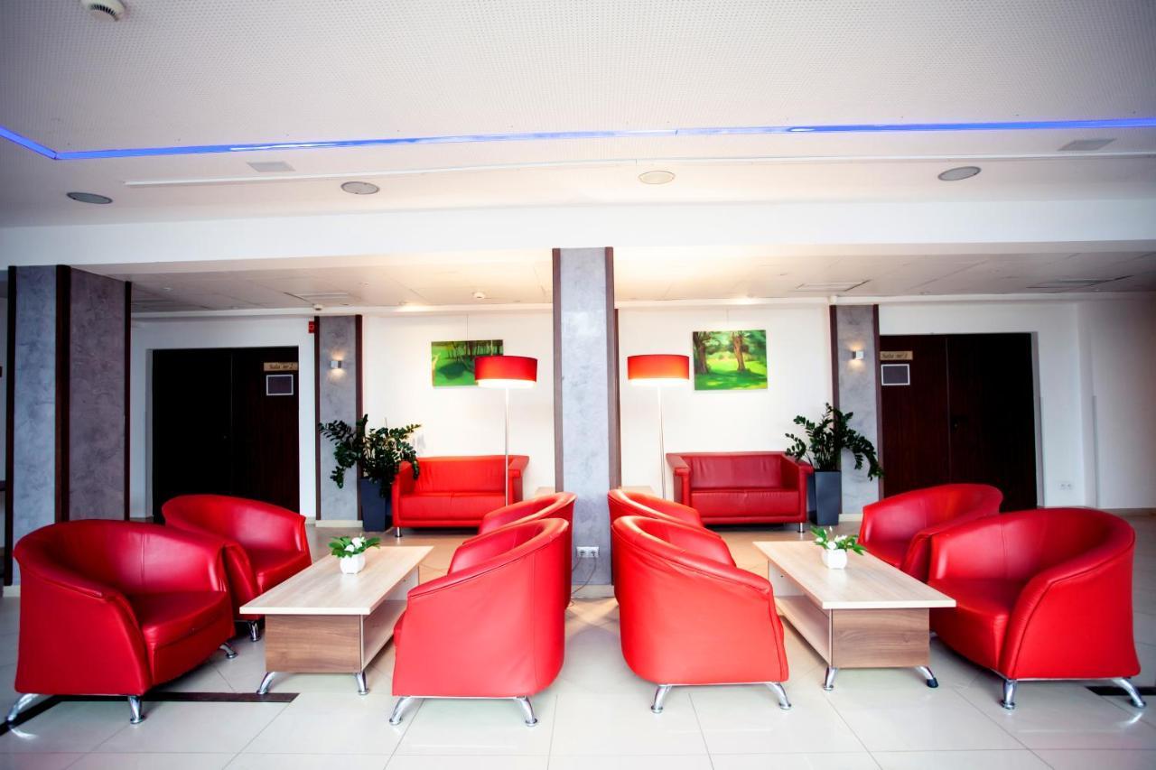 Hotel Poleczki Warsaw Airport Exteriör bild